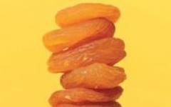 How to store dried apricots at home