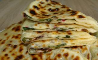 Cheese flatbreads - delicious and quick quick recipes