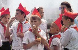 Pamatujete si, jak se jmenovala sovětská válcová zmrzlina?