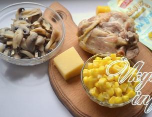 Salad with canned champignons: recipes with photos
