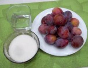 Plum confiture: a healthy preparation for the winter!