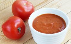 Step-by-step photo of a recipe for preparing a tomato with spices for the winter